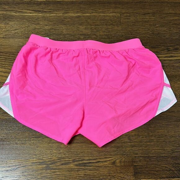 Under Armour Bright Pink Running Shorts - Size Medium - Picture 7 of 9